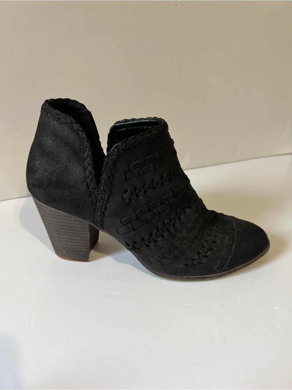 Fergalicious by Fergie Black Braided Faux Suede Ankle Boots Size 10 Boho Goth